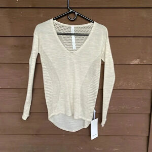 NWT Lululemon still movement sweater linen size 2